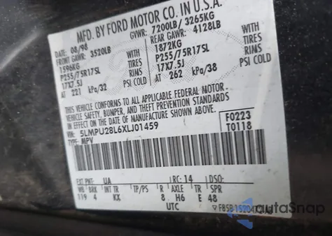 1999 Lincoln Navigator из США, поврежденный, VIN 5LMPU28L6XLJ01459